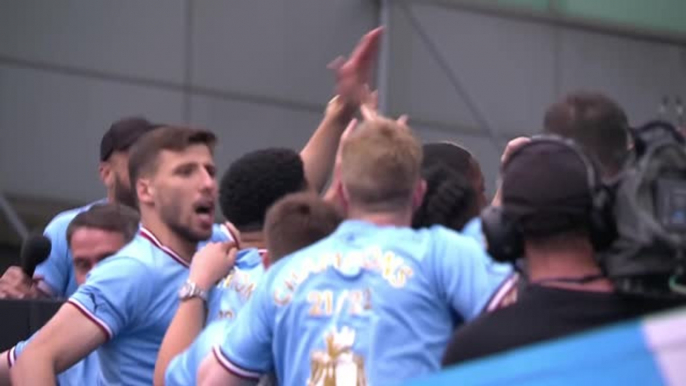 Pep Guardiola joins in as fans and players chant for Fernandinho