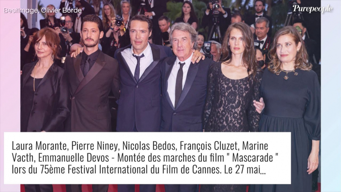 François Cluzet amoureux à Cannes : l'acteur bien accroché à sa femme Narjiss sur le tapis rouge !