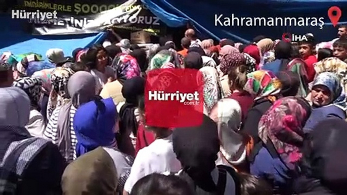 Kahramanmaraş’ta züccaciye mağazasının açılışında izdiham