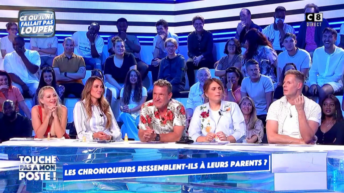 Cyril Hanouna en fou rire sur le palteau de l'émission "Touche pas à mon poste"