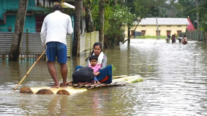 Floods wreak havoc in Assam, claim 25 lives, over 31 lakh affected