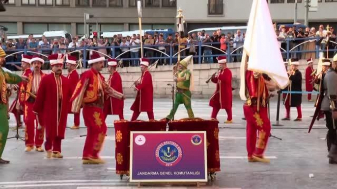 Son dakika kültür sanat: Jandarma Genel Komutanlığı Mehteran Birliği başkentte konser verdi