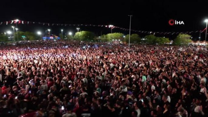 Şile Bezi Kültür Sanat Festivali Cengiz Kurtoğlu konseriyle son buldu