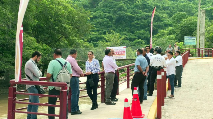 Reconstruyen puente colgante y calle en Paso del Molino | CPS Noticias Puerto Vallarta