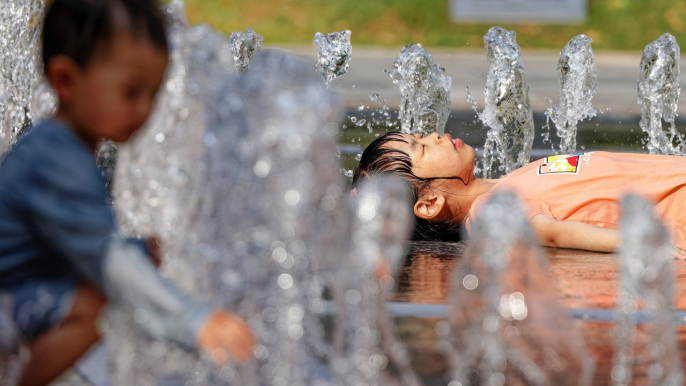 Asia’s longest river, the Yangtze, lowest level in 150 years as China battles heatwaves, drought