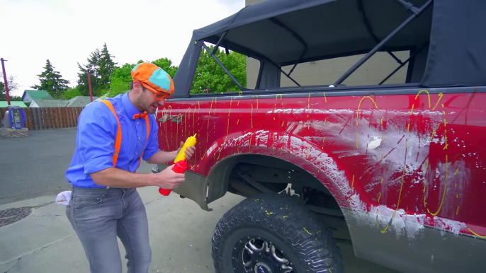 Aprendamos a Lavar Camionetas de Juguete | Aprende con blippi | Videos educativos para niños