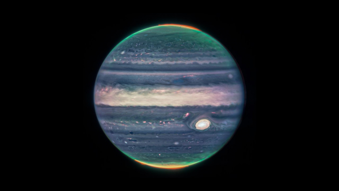 Le télescope spatial James Webb révèle des images inédites de Jupiter