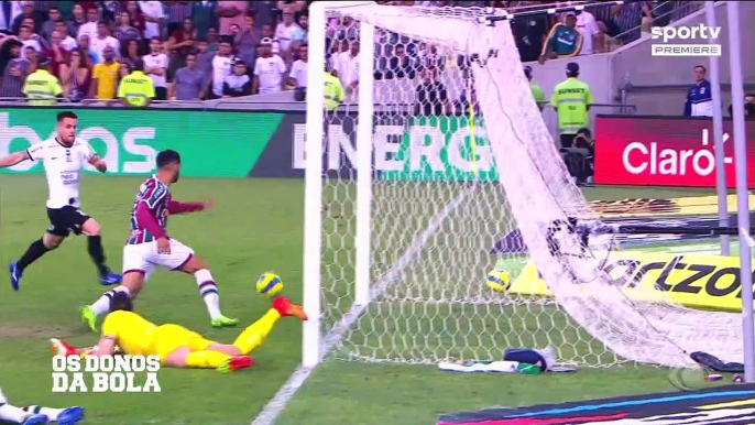 Craque Neto fica arrepiado com torcida do Corinthians e canta: “o Maraca é nosso!”