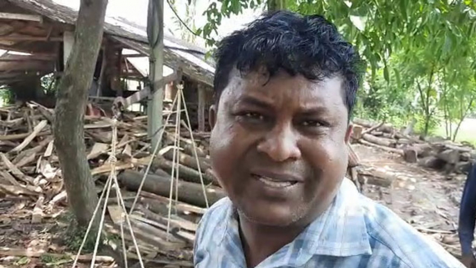 চাকরি দেওয়ার নামে ৮ লাখ টাকা নেওয়ার অভিযোগ  দুর্গাপুরের শিক্ষকের বিরুদ্ধে