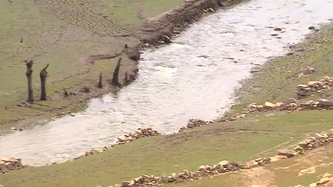 Las últimas lluvias empapan unos embalses que siguen en mínimos