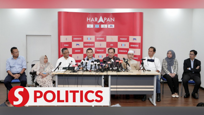 Anwar announces seven Pakatan GE15 candidates, commotion breaks out during press conference