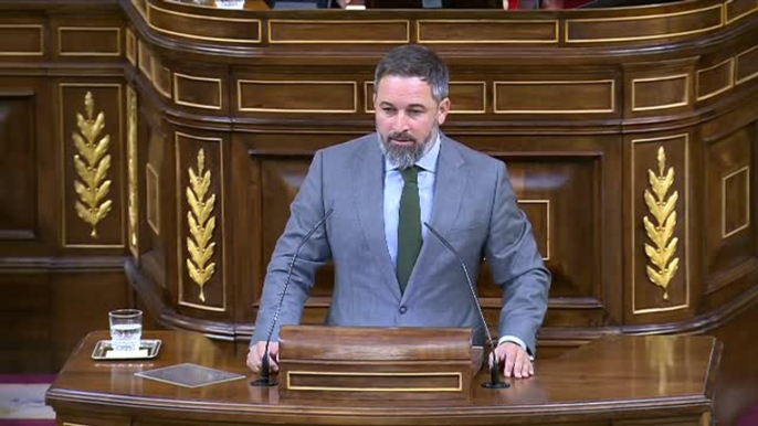 Abascal a Sánchez: "Que nos piten a los políticos no es tan grave, a otros nos han apedreado"