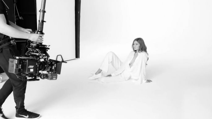 Gigi Hadid ft. Stuart Weitzman - Behind the Scenes