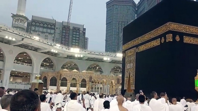 Makka Masjid Al Haram live الأذان في مكة المكرمة .... @الله_اكبر  ، @مكة ، @السعودية_HIGH