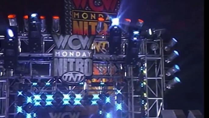 Goldberg vs The Giant ( The Big Show): WCW Monday Nitro: August 17, 1998