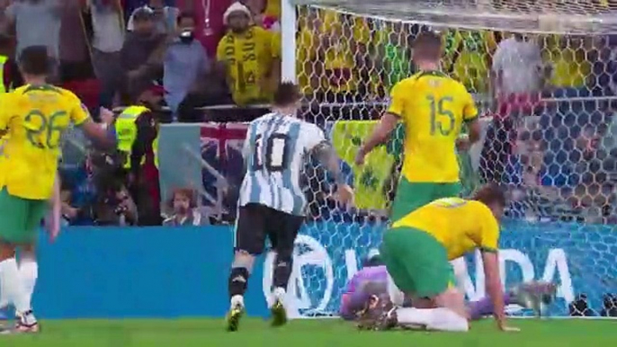 Argentina vs Australia 2-1 Highlights - Highlights zwischen Argentinien und Australien -2:1- Leo Messi hat Argentiniens Innenverteidiger nach dem Sieg im Achtelfinale gegen Australien herausgefordert