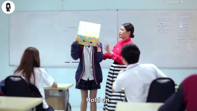 Girl Always Wears Box Due To Her Ugliness, But Surprises Everyone When She Opens It