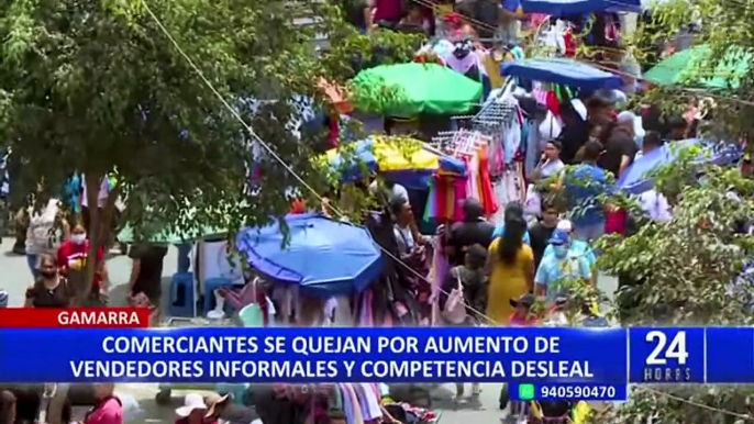 Gamarra: comerciantes rematan prendas debido a bajas ventas durante campaña navideña