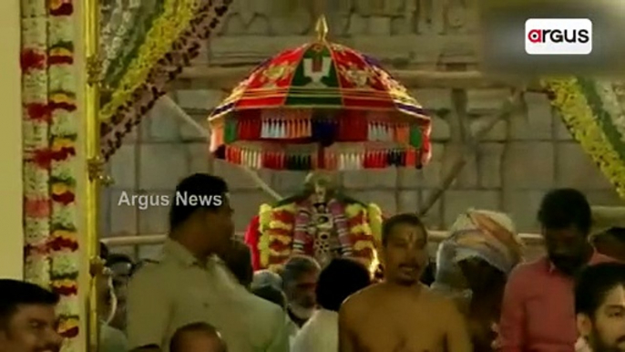 Tamil Nadu: Paramapada Vasal Opened At Tallakullam's Perumal Temple In Madurai