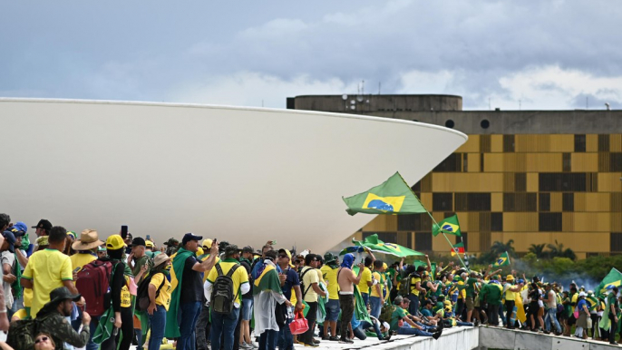 Así han condenado ciudadanos y líderes latinoamericanos el golpe de Estado fallido en Brasil