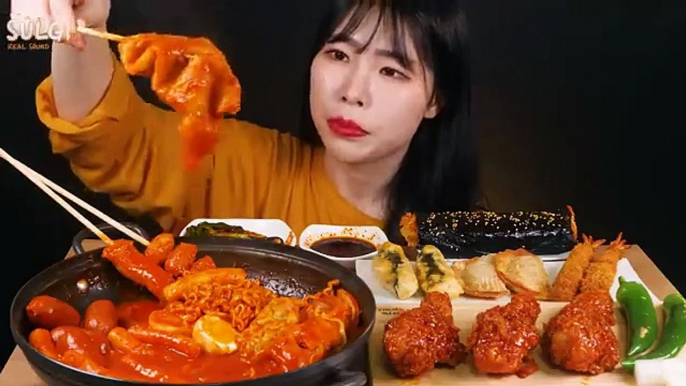 ASMR MUKBANG_ 직접 만든 떡볶이 양념치킨 김밥 먹방 _ 레시피 FRIED CHICKEN AND Tteokbokki EATING(360P)