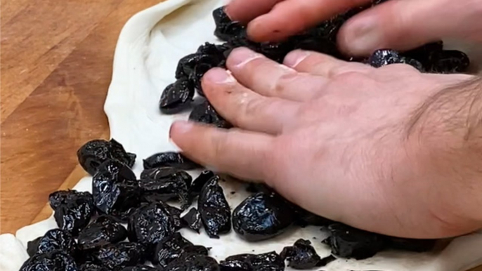 Making 200 loaves of olive bread a day