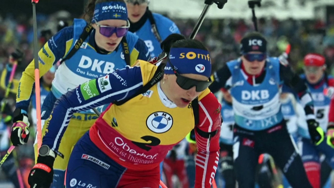 Biathlon: avec le gros globe de cristal, Julia Simon change de dimension