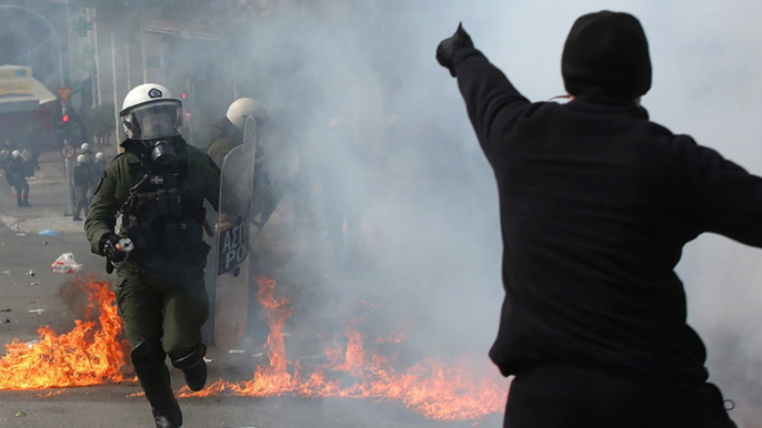 Clashes in Athens as striking Greeks protest over deadly train crash