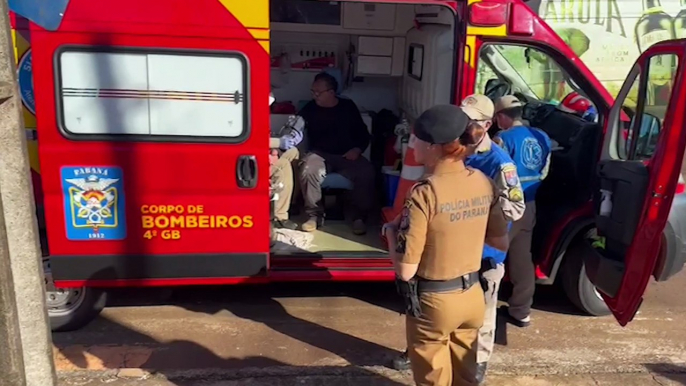 Colisão entre motocicletas deixa duas pessoa feridas no bairro Interlagos