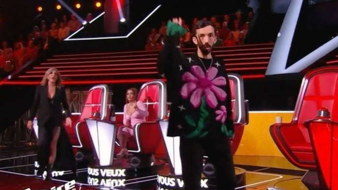 Inédit dans "The Voice", deux coaches stars quittent leurs sièges en pleine émission et accusent la production de "trucage" !