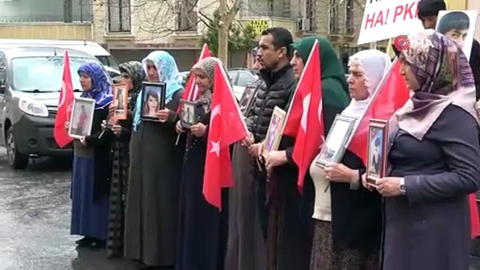 Evlat nöbetindeki ailelerden CHP ile HDP’nin el sıkışmasına tepki