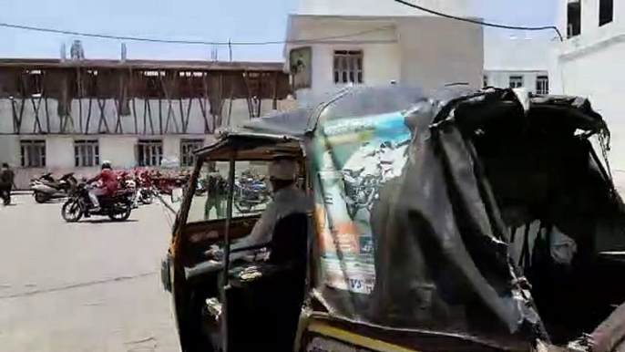 Private ambulance robbing patients and their relatives