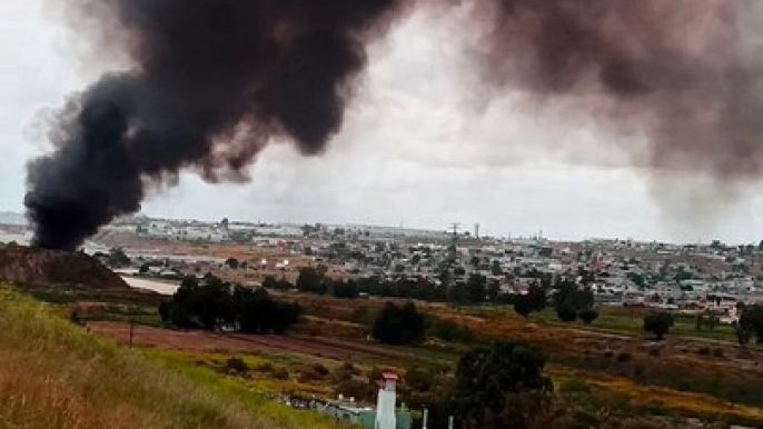 Un incendio en el cerro de los misterios de tijuana se cree que cayo un platillo volador ovni ufo alien extraterrestre