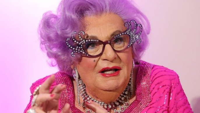 "Dame Edna": Comedian Barry Humphries ist tot