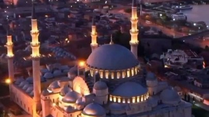 ASHHADU ALLA ILAHA ILLALLAH  beautiful voice and magical Sultan Ahmed Mosque-