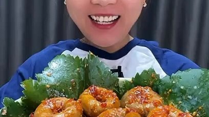 Chinese asmr Tripe mukbang eating show 중국 asmr 곱창 먹방 먹방 먹방中国asmr Tripe mukbang吃秀