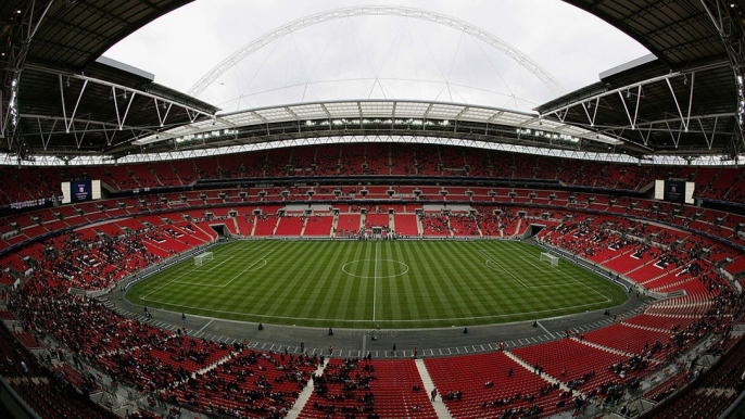 Spireites players arrive at Wembley