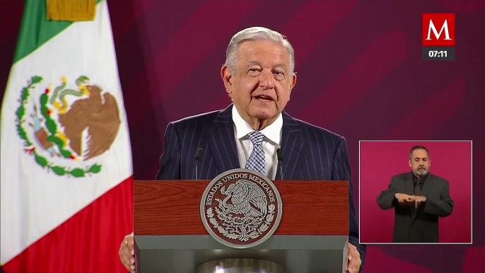 AMLO felicita a docentes de México por el Día del Maestro