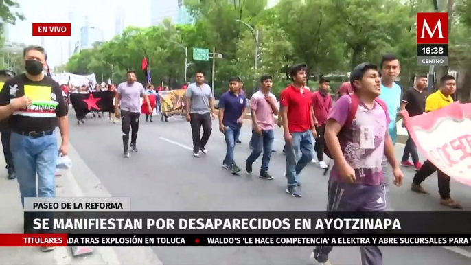 Manifestantes protestan en CdMx para exigir resultados por los 43 desaparecidos de Ayotzinapa