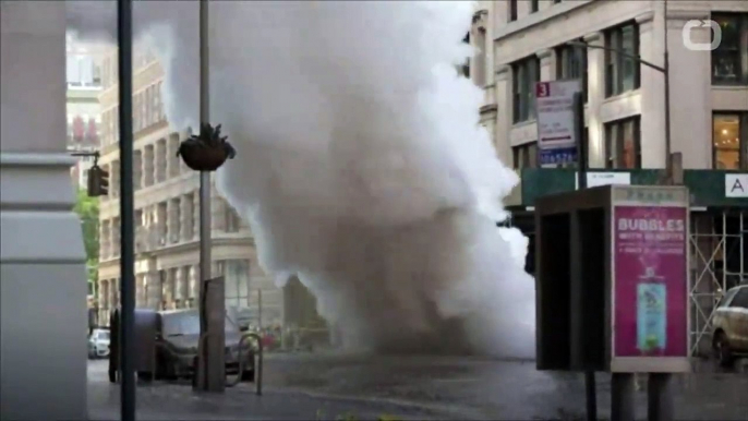 New York steam pipe explosion creates urban geyser, no injuries