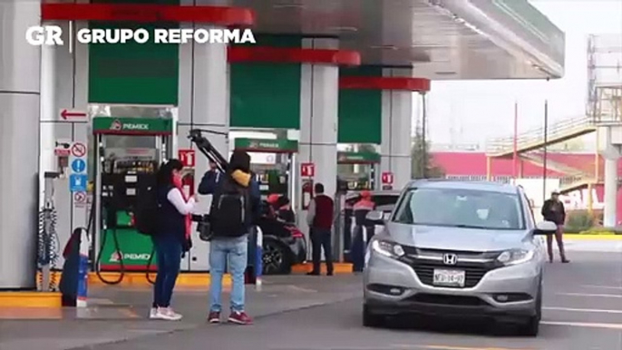 Se descomponen 32 autos tras cargar gasolina adulterada en EdoMex