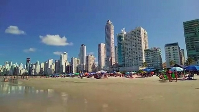 Beach Praia de Balneário Camboriú Brasil   4K UHD-005