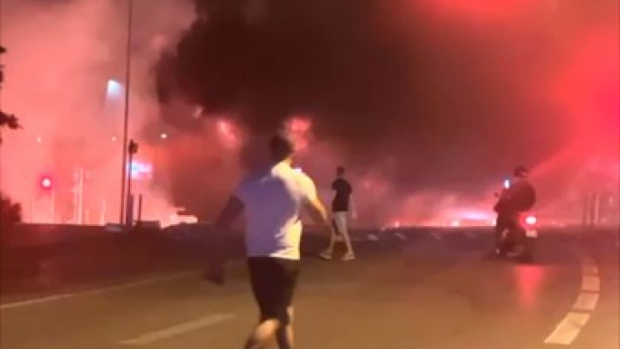 Camion incendié, Aldi attaqué à la voiture bélier : les images des violences à proximité de la cité des Flamants à Marseille (14e arr.)