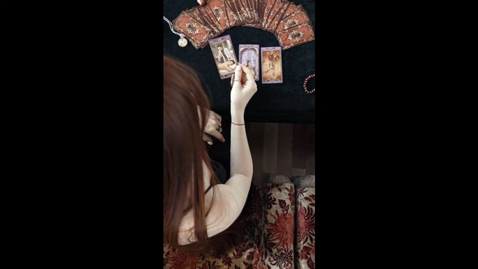 45. KIKO TAROT EN MEDITACIONES GUIADAS. APREMDE DEL TAROT ‐ Hecho con Clipchamp