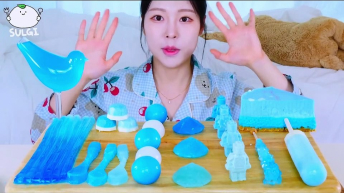 ASMR MUKBANG Blue Desserts Jelly cake, Kohakuto spoon, Jewelry Chocolate, CANDY Ice cream.