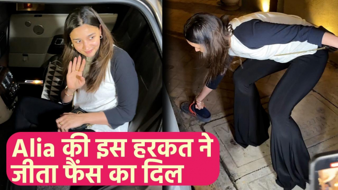 Alia Bhatt picks up a Paparazzo's Chappal "Ye chappal kiska hai?" | VIRAL VIDEO |FilmiBeat