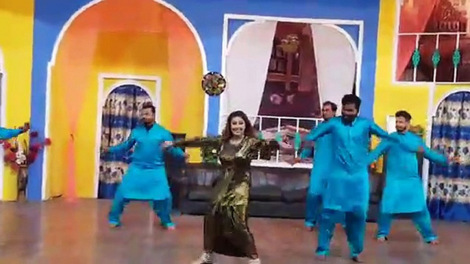 Warda Performance new mujra dance 2023