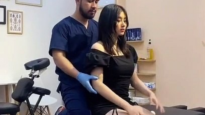 Hot girl gets massage by doctor   #oddlysatisfying #massage #therapy #yoga #meditation #japan #women #asmr #bonecracking #chiropractor #hotstar