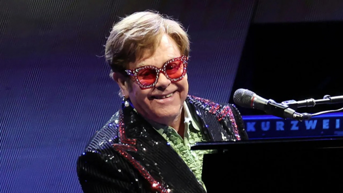 Elton John "Back Home and in Good Health" Following Hospitalization After Fall | THR News Video