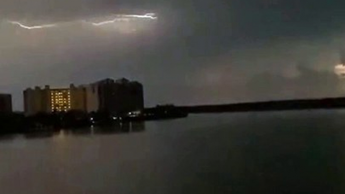 Mesmerizing Beauty: Captivating Lightning Storm Cloud Unleashes its Power